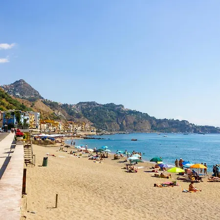 C'est La Vie Apartamento Giardini Naxos