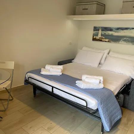 C'est La Vie * Giardini-Naxos