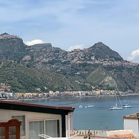 Appartamento C'est La Vie Giardini Giardini Naxos